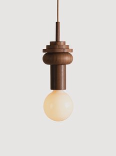 Kleine dimbare hanglamp Junit Walnoot, handgemaakt