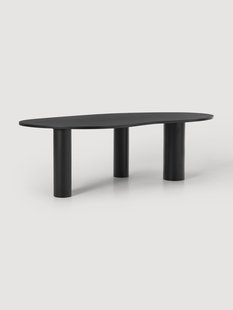 Eettafel Naruto van eikenhout in organische vorm, in verschillende formaten