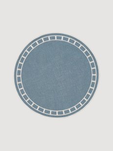 Ronde placemat Marim met randborduurwerk
