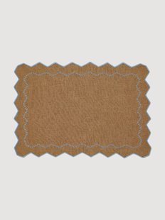 Placemat Alba met geborduurde rand