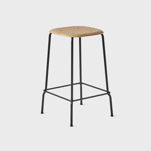 HAY Soft Edge 30 Low barkruk Oak–zwart stalen onderstel