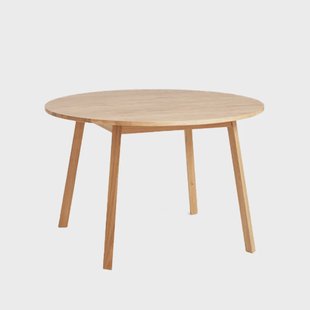 HAY Triangle Leg ronde eettafel Watergedragen gelakt eiken