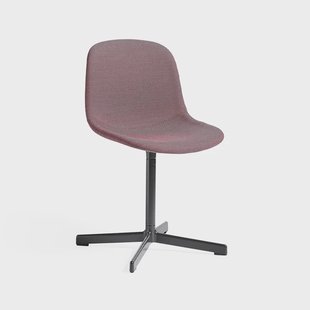 HAY Neu 10 Upholstery bureaustoel Red – draaionderstel in soft black