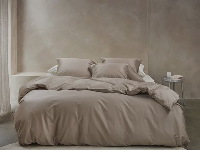 Yumeko Dekbedovertrek katoensatijn warm taupe - zonder slopen 100% biologisch en fairtrade katoen, satijn geweven