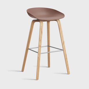 HAY About a Stool 32 High barkruk gelakt eiken onderstel 2.0 Soft brick – roestvrijstalen steun