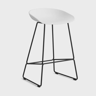 HAY About a Stool 38 Low barkruk 2.0 Wit – zwart stalen onderstel