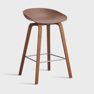 HAY About a Stool 32 Low barkruk walnoot onderstel 2.0 Soft brick – roestvrijstalen steun