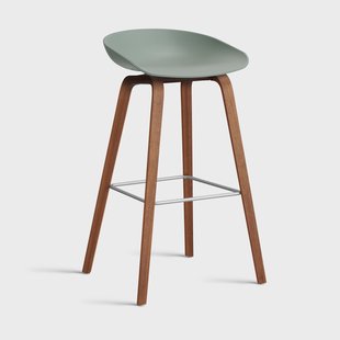 HAY About a Stool 32 High barkruk walnoot onderstel 2.0 Fall green – roestvrijstalen steun