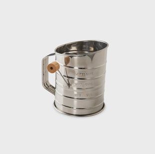 Nordic Ware Meelzeef met houten handvat Roestvrij staal