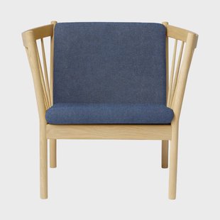 FDB Møbler J146 lounge stoel Eiken gelakt-donkerblauw