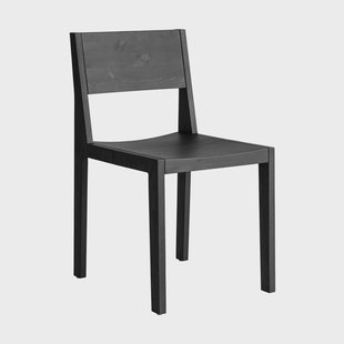 Vaarnii 016 Maasto Dining Chair stoel Zwart gebeitst grenen