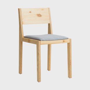 Vaarnii 016 Maasto Dining Chair stoel Mat geolied en gewaxt grenen, gestoffeerde zitting grijs