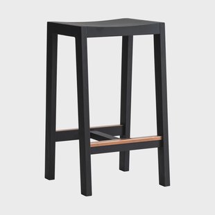 Vaarnii 016 Maasto Bar Stool barkruk Zwart gebeitst grenen, 65 cm