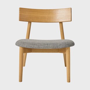 MUUBS Tetra lounge chair Betonkleurige stof-natuurgeolied eiken