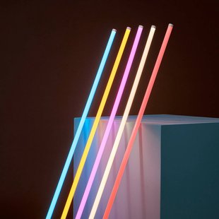 HAY LED-buislamp Neon Tube, blauw, PVC, lengte 1,5 m, stekker