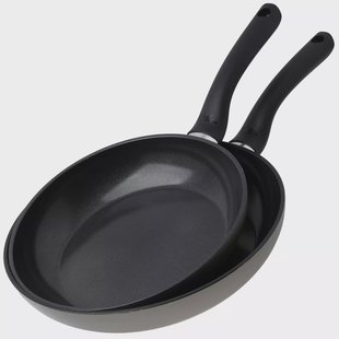 Fissler Essential 111-002-02-100-0 Gray/Black, 2-delige pannenset, 24 en 28 cm