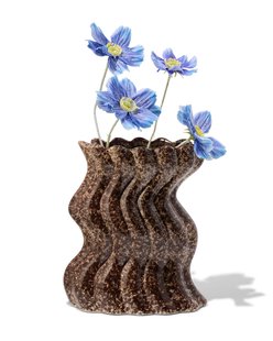 HEMA Vaas 23cm keramiek ribbel swirl bruin (donkerbruin)