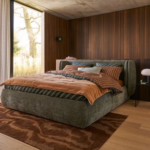 Gestoffeerd bed met bedbodem, Meridiano