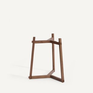 Notenhouten standaard voor plantenbak Florian, H23 en H33 cm, GRAYSON