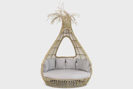 Coco Resort daybed