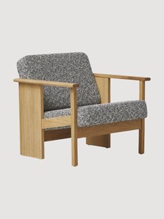Loungefauteuil Block van eikenhout met boucl&eacute; bekleding