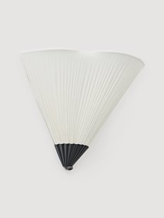 Wandlamp Leora met omgekeerde lampenkap
