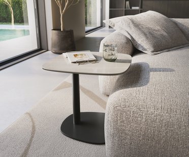 DELIFE Bijzettafel Edge bootvormig 50x50 cm keramiek Onyx Champagne Eleny metaal zwart