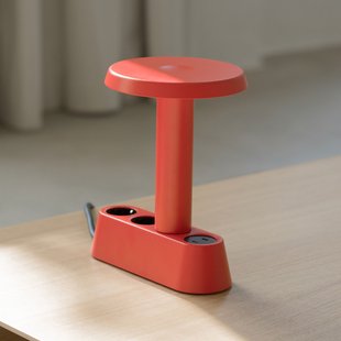 NOMAD LAMP 01 tafellamp, felrood, 19 cm - Forming Function NOMAD COLLECTION - Woonkamer - Designer - Aluminium - 1 lamp