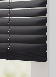HEMA Jaloezie PVC uni 50mm zwart (zwart)