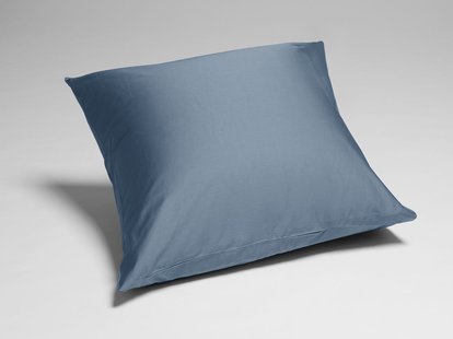 Yumeko Kussensloop katoen satijn faded blue 65x65 100% biologisch en fairtrade katoen, satijn geweven