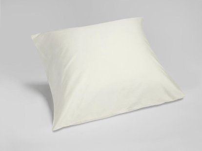 Yumeko Kussensloop katoen satijn warm white 65x65 100% biologisch en fairtrade katoen, satijn geweven
