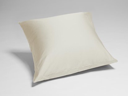 Yumeko Kussensloop katoen satijn sandy grey 65x65 100% biologisch en fairtrade katoen, satijn geweven