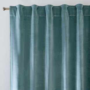 Fluwelen gordijn afgewerkt met verdekte lussen, Velvet