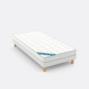 Kindermatras van schuim met een dichtheid van 25 kg/m³,middelstevige ondersteuning, zacht ligcomfort