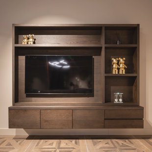Richmond Zwevende TV-kast Lachance Eikenfineer, 176 x 220cm - bruin - cinewall