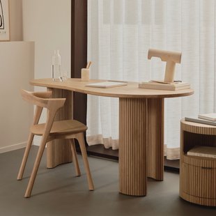 Ethnicraft Organisch Bureau Boomerang Gevernist Eikenhout, 160 x 83cm - Naturel