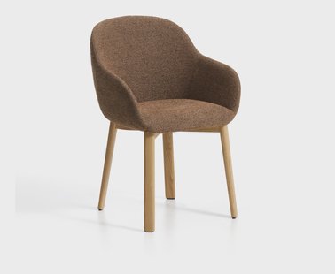 Kave Home Eetkamerstoel Meila Met armleuning, Chenille - Terracotta/Naturel