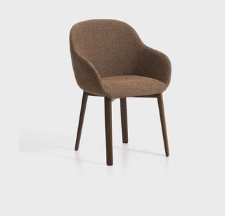 Kave Home Eetkamerstoel Meila Met armleuning, Chenille - Terracotta/Bruin