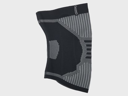SENSIPLAST Kniebrace met koelpads (L)
