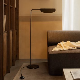 Wing vloerlamp, brons, hoogte 113 cm, in hoogte verstelbaar - Audo Audo Copenhagen - Woonkamer - Designer - Aluminium - 1 lamp