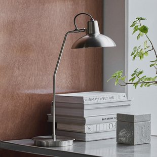 Desk tafellamp, zilver, hoogte 50 cm, E14 - House Doctor - Woonkamer - Designer - Metaal - 1 lamp
