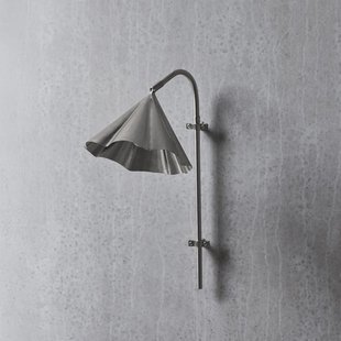 Flola wandlamp, hoogte 51 cm, zilver, stekker - House Doctor - Gang / Hal - Designer - Metaal - 1 lamp