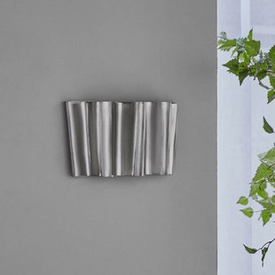 Flola wandlamp, breedte 36 cm, zilver, stekker - House Doctor - Gang / Hal - Designer - Metaal - 1 lamp