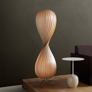 Tom Rossau vloerlamp TR10, 138 cm hoog, berkenhout, E27