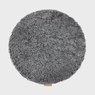Shepherd of Sweden Jill stoelkussen gewatteerd Zwartgrafiet (grijs), Ø36 cm