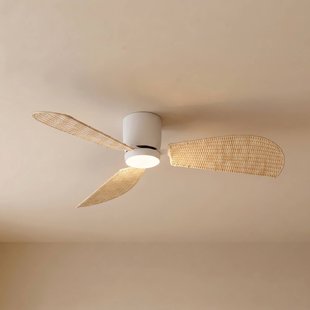 Lucande LED plafondventilator Faipari, wit/rotan, DC, 132 cm