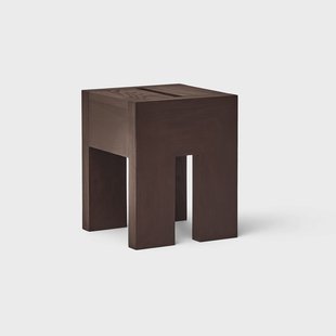 Form & Refine Monolith bijzettafel Donkerbruin essenhout, 29x29x36 cm
