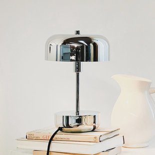 Haipot tafellamp, chroom, metaal - Dyberg Larsen - Woonkamer - Modern - Met lampenkap