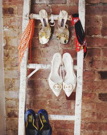 woonhome-schoenen-ophangen-vintage-ladder-brickwall