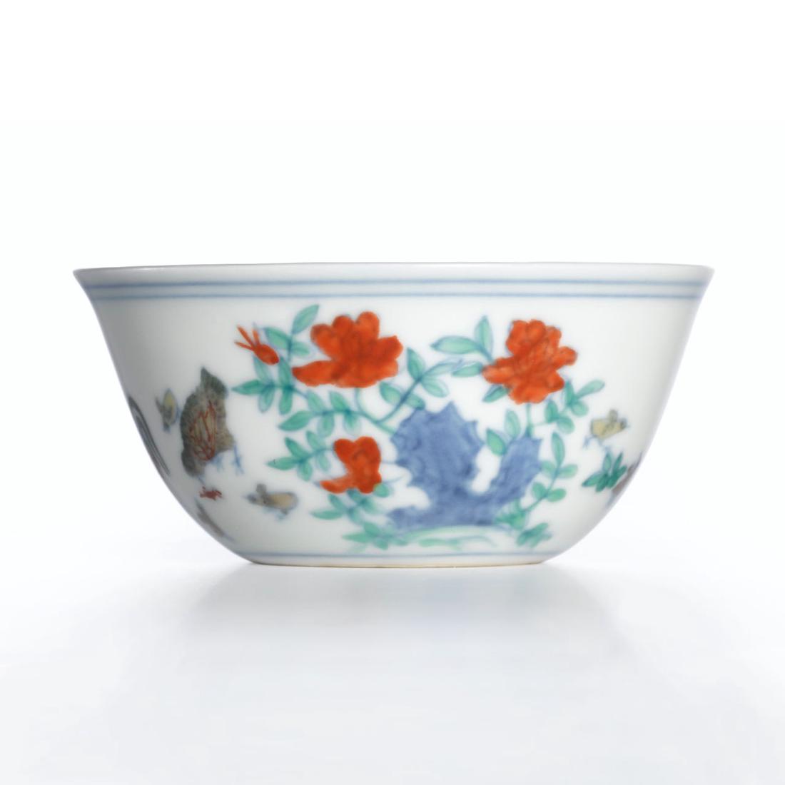 woonhome-chinees-wijnkopje-versiering-kobalt-turqoise-ijzerrood-kleuren